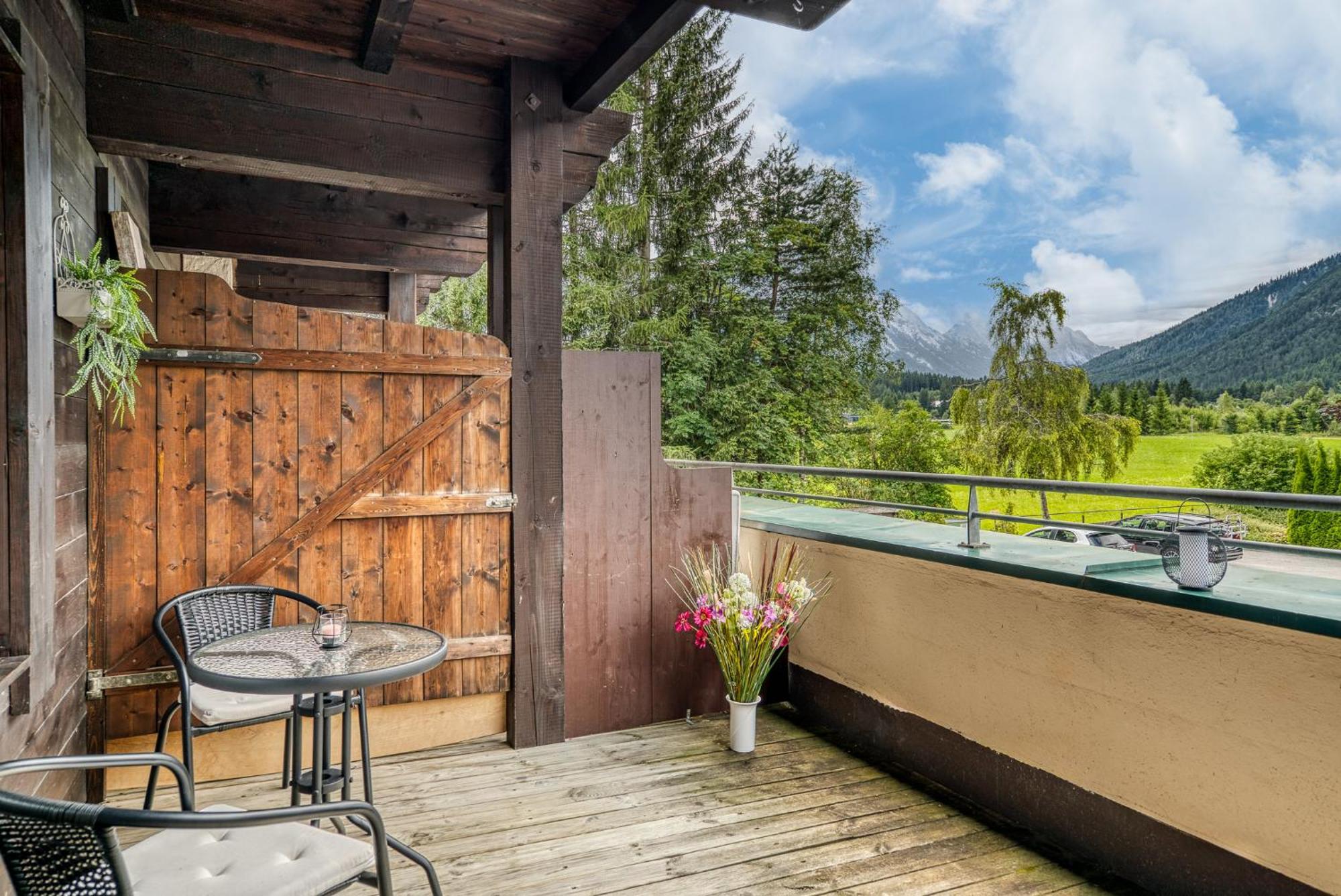 Bergliebe Appartement Leutasch Luaran gambar